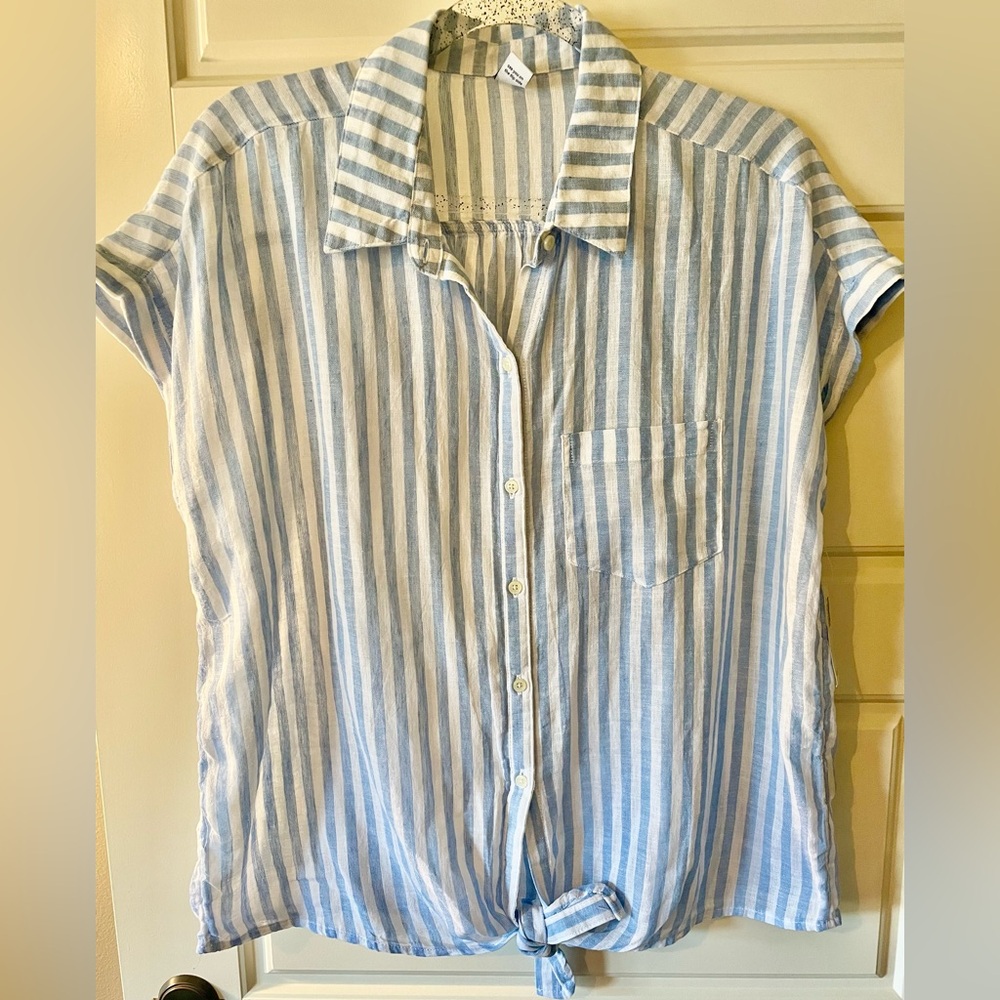 Old Navy NWT Blue & White Button Down Linen/Cotton Blouse w/Tie Front - Large